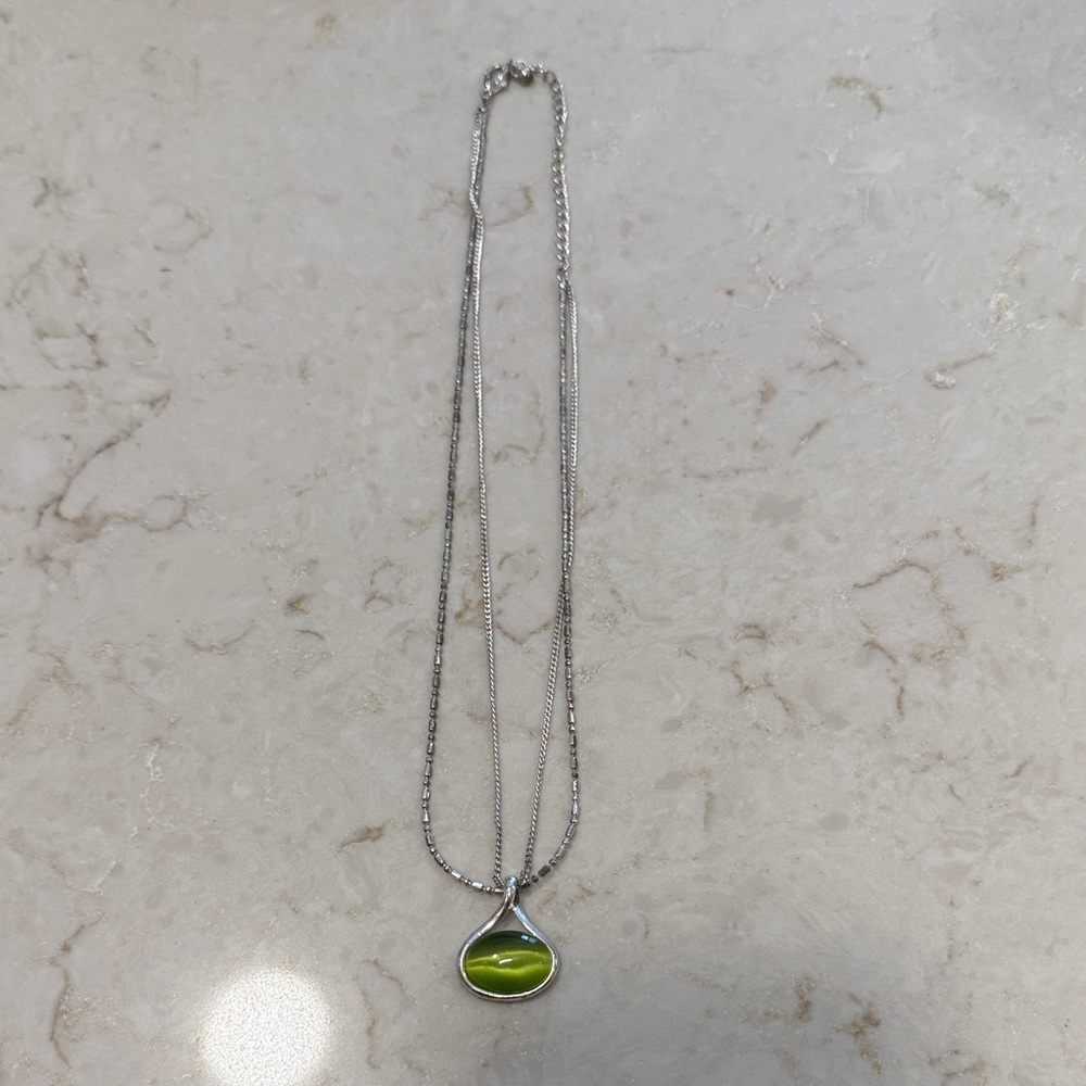 Chic Silver Necklace/earring set with Green Accent